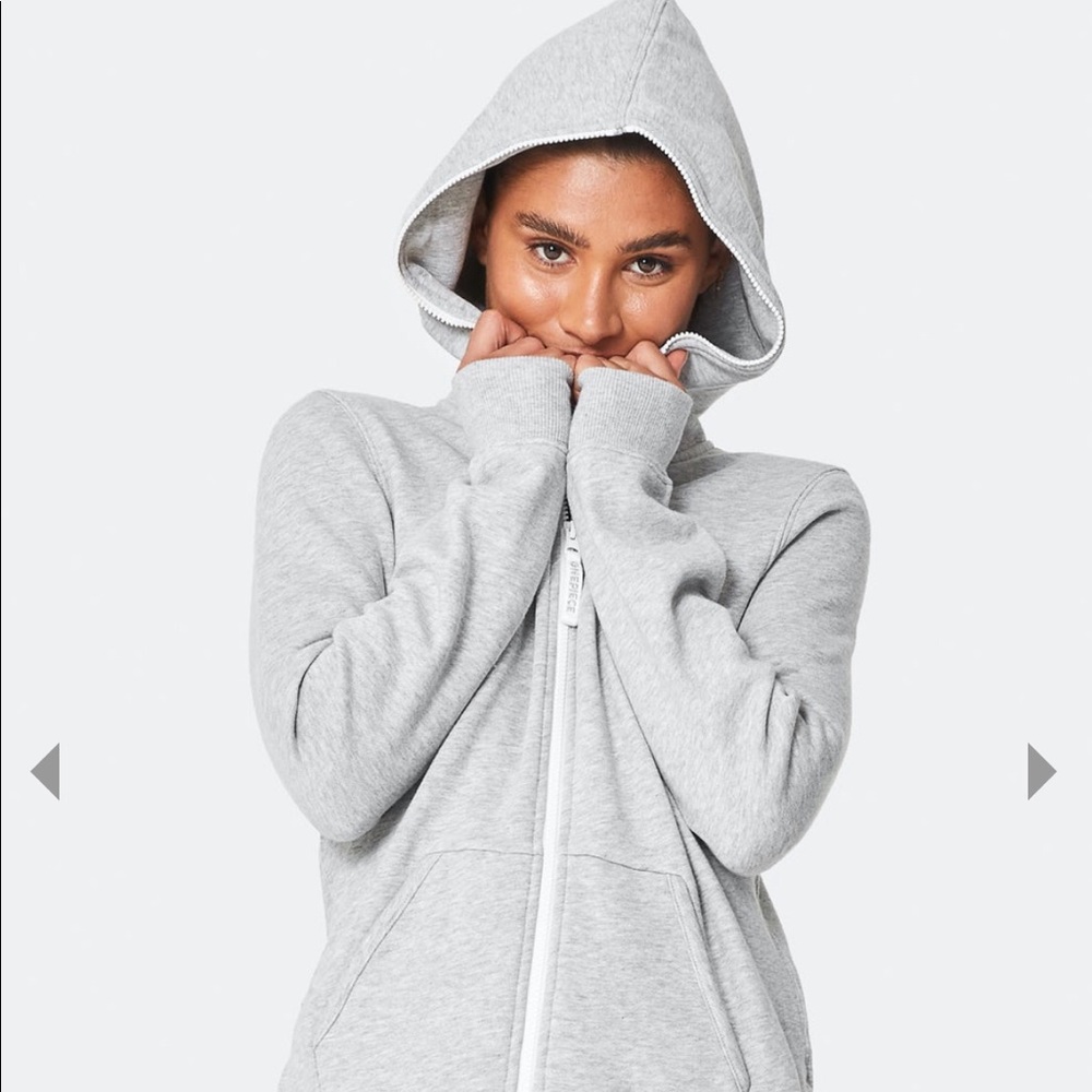 Onepiece Light Grey Hoodie ZIP Up Jacket size XS